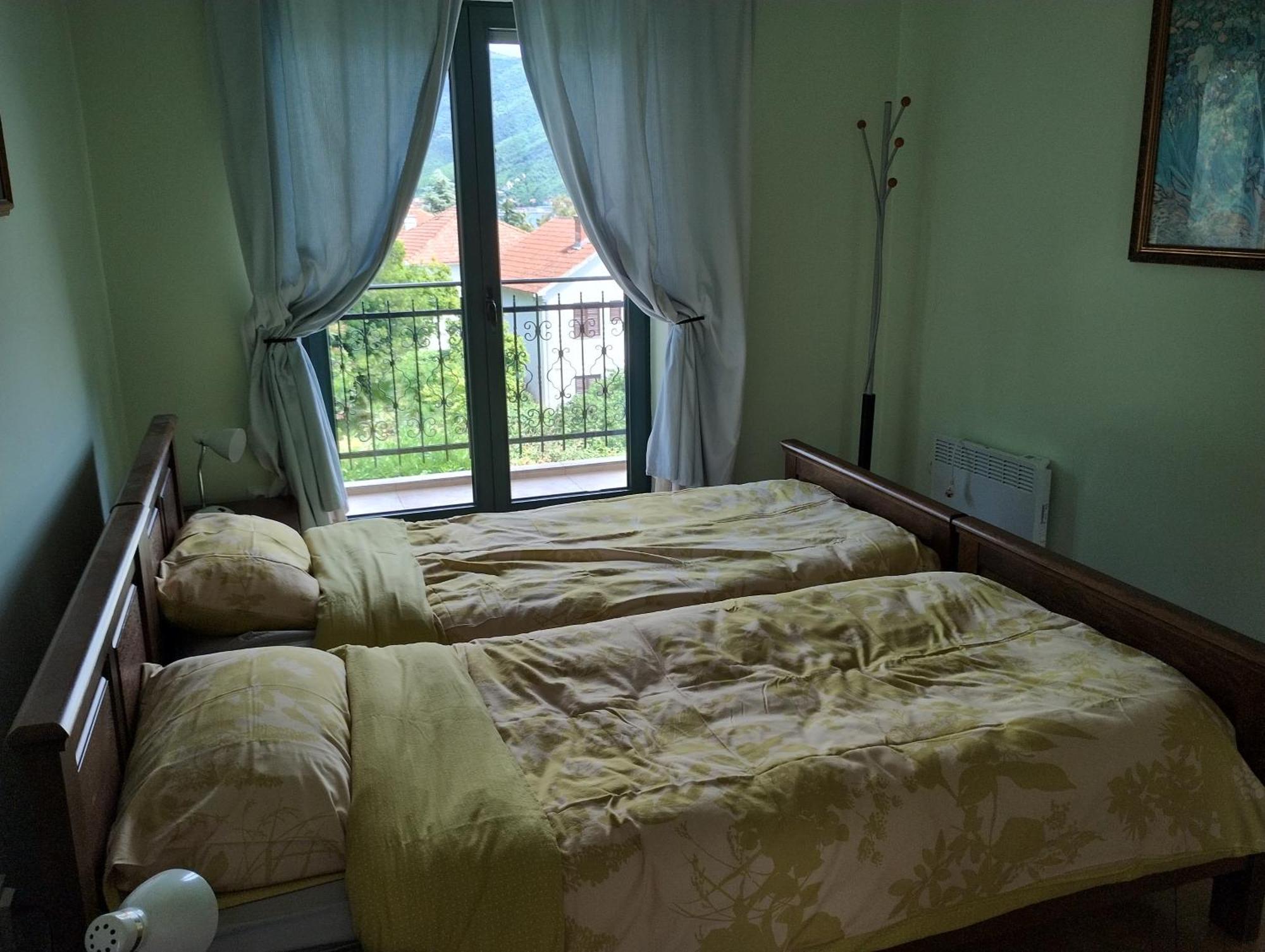 Вилла Monteview Duplex Херцег-Нови Экстерьер фото